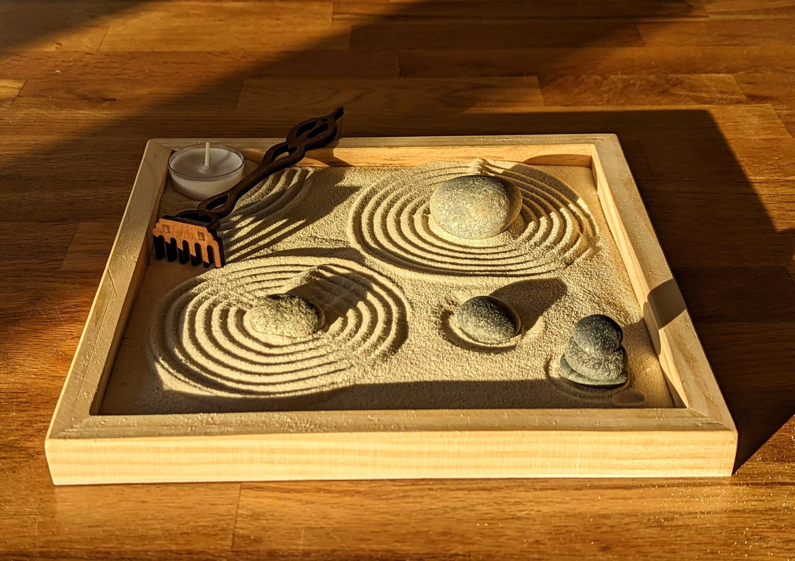 Zen-Garten-Set aus Massivholz mit Kerze – handgefertigt & nachhaltig – Bild 7