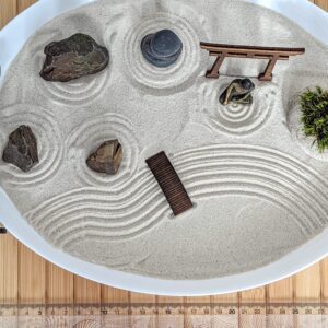Großer Zen-Garten aus weißem Opalglas mit vielen Zen-Deko-Elementen nachhaltig & umweltfreundlich – Bild 3