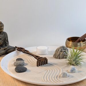 Zen Garten „natural“ aus  hochwertigem Opalglas – Meditative Schreibtisch-Deko mit Kerze, Tillandsie & Steinen - nachhaltige Geschenk-Idee – Bild 9