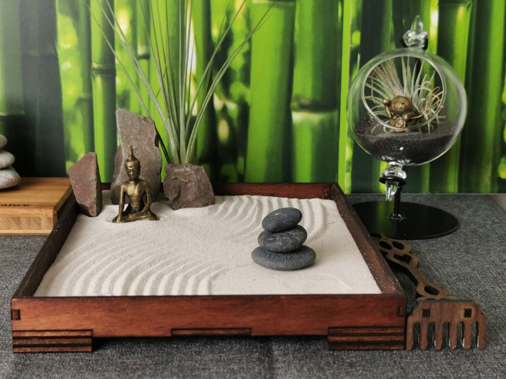 Handgefertigtes Zengarten -Set mit Buddha-/ Ganesha-Figur mit Harke Feng Shui Meditation – Bild 4
