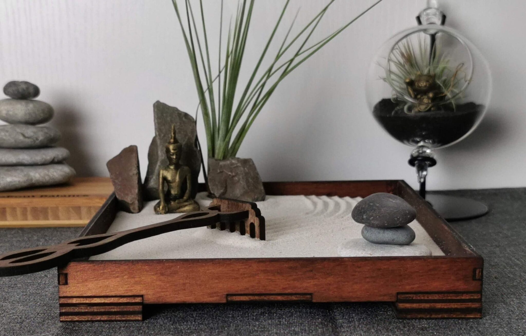 Handgefertigtes Zengarten -Set mit Buddha-/ Ganesha-Figur mit Harke Feng Shui Meditation – Bild 6